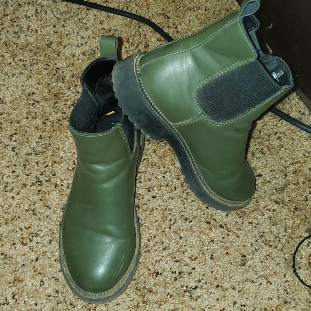 Rain boots